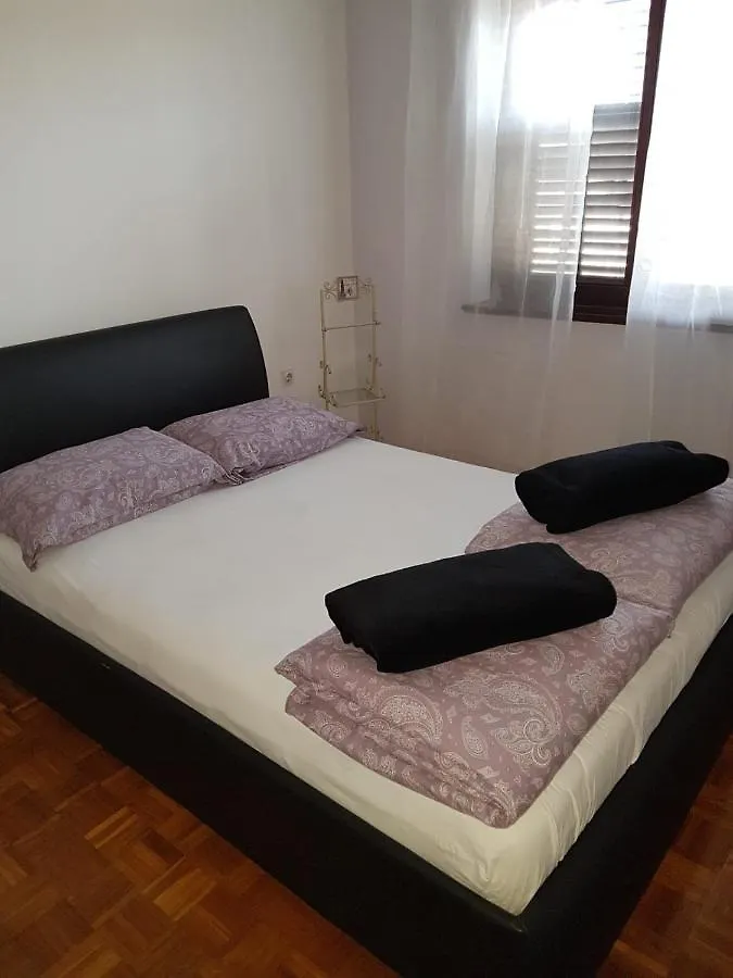 Apartment Noa Pula